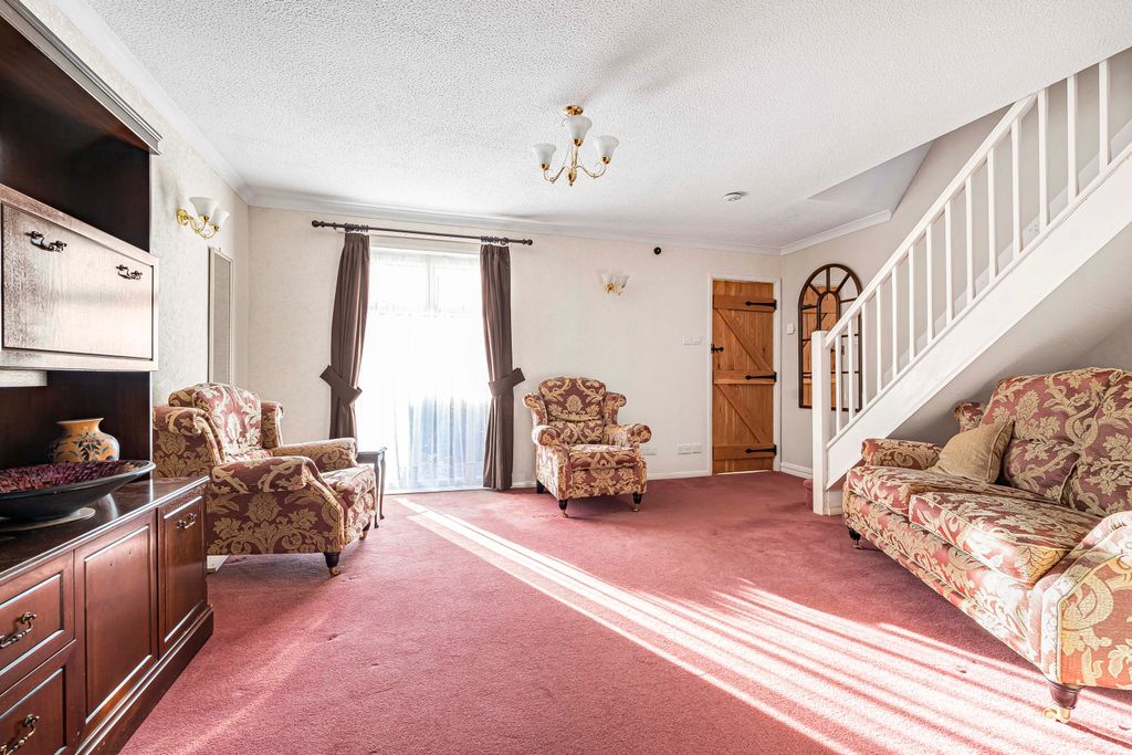 Property photo 2 of 19 Living Room