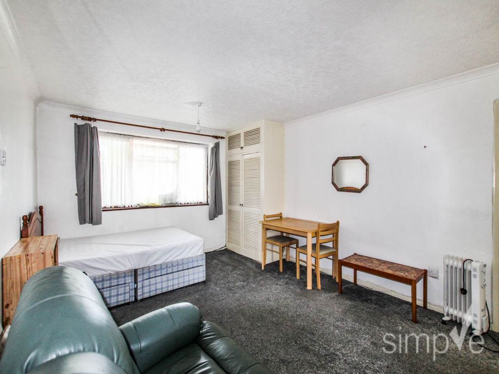 Property photo 1 of 5 Img_8648