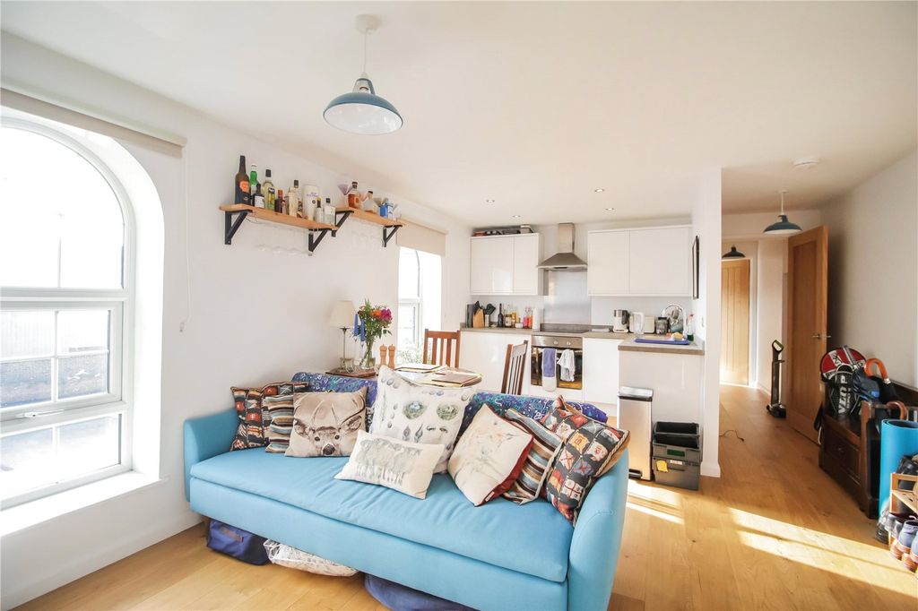 Property photo 1 of 7 Picture No. 19