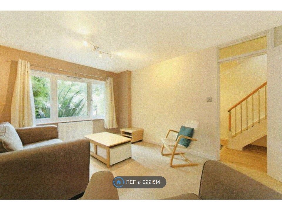 Property photo 2 of 6 Sitting Room