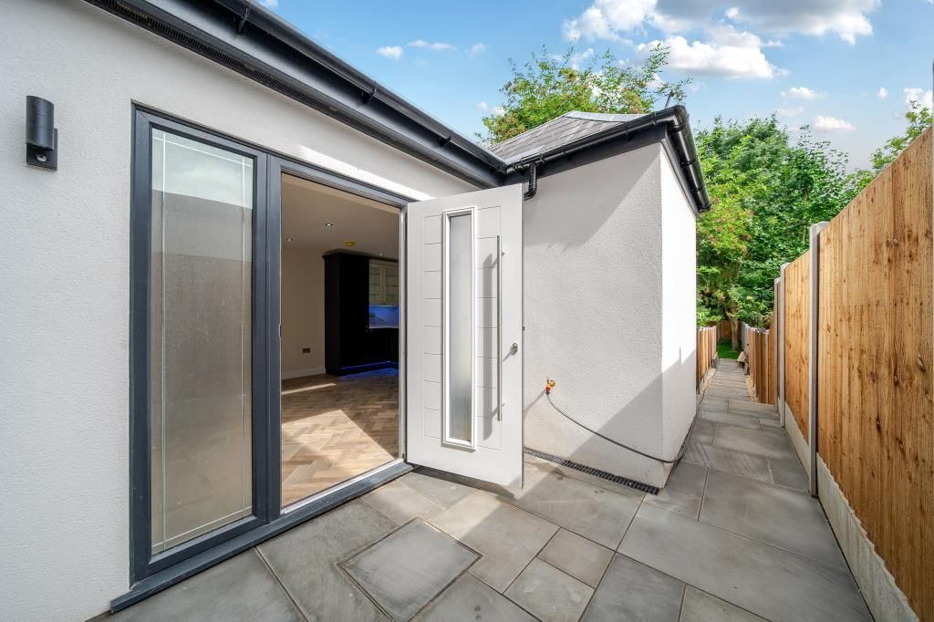 Property photo 1 of 15 External