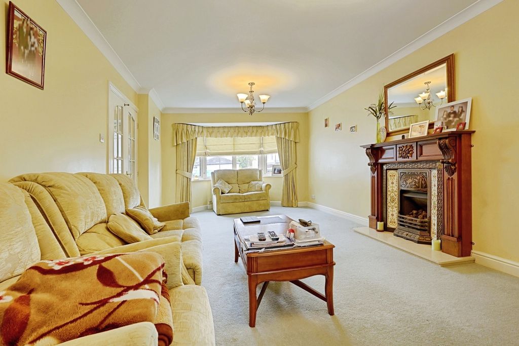 Property photo 2 of 20 Pbox-Img.Jpg