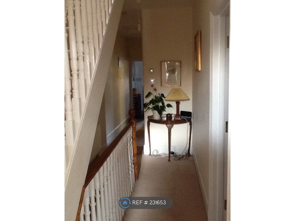 Property photo 3 of 27 Hallway