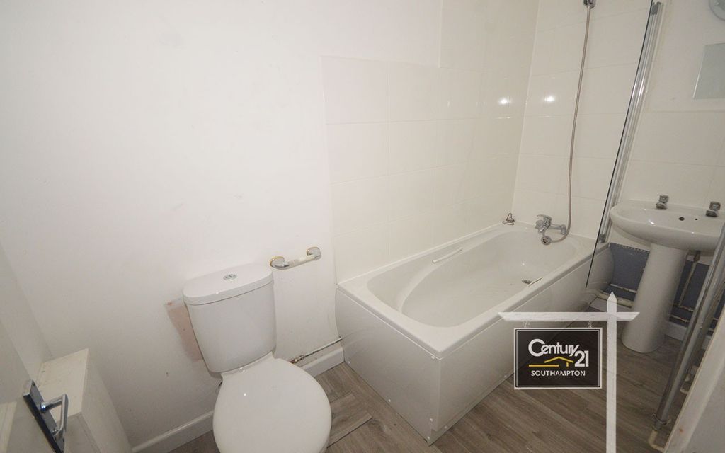 Property photo 3 of 3