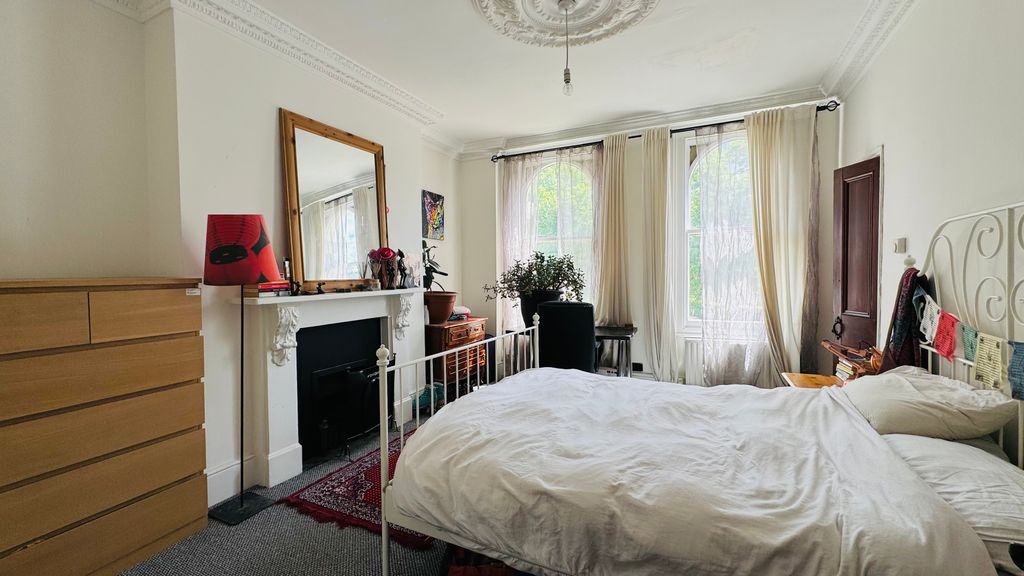 Property photo 3 of 7