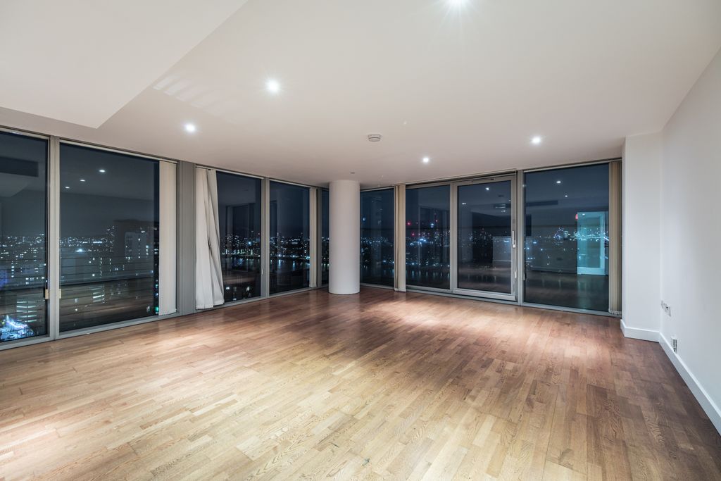 Property photo 2 of 21 December 2024 (13).Jpg