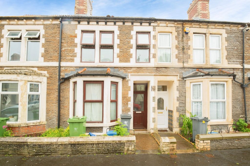 Property photo 1 of 18