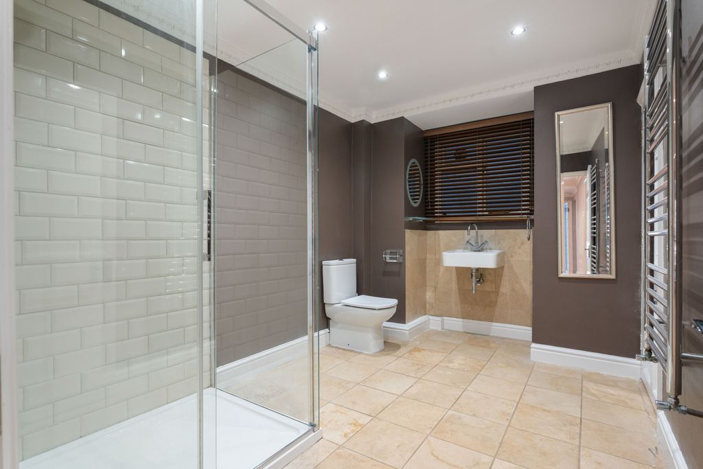 Additional image 15 of 3 bed flat for saleGreat Pulteney Street, Bath BA2