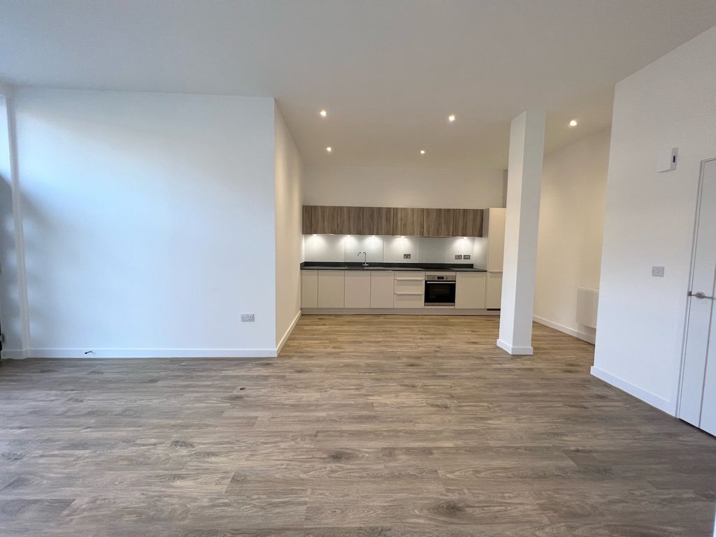 Property photo 3 of 8