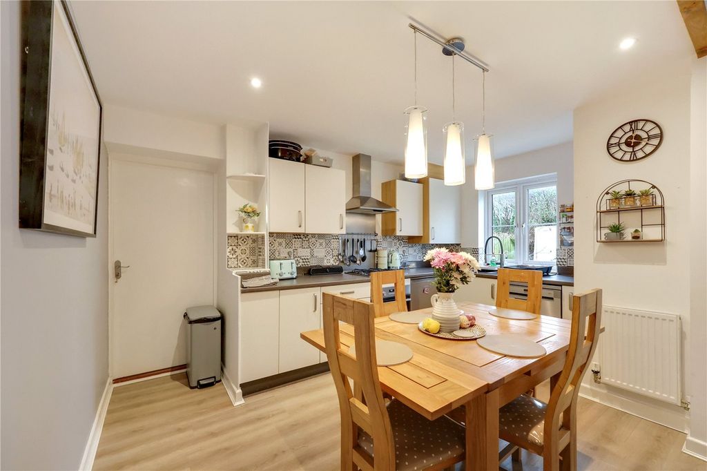 Property photo 2 of 16 Picture No. 03