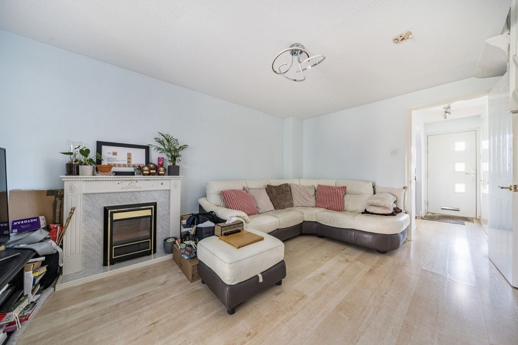 Property photo 3 of 19 1319518-5-686F7Af...