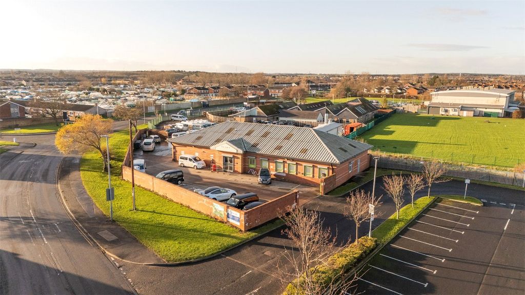 Property photo 1 of 14 Picture No. 01