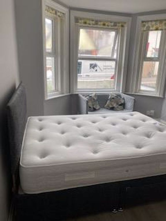 Property photo 3 of 8 Photo 4