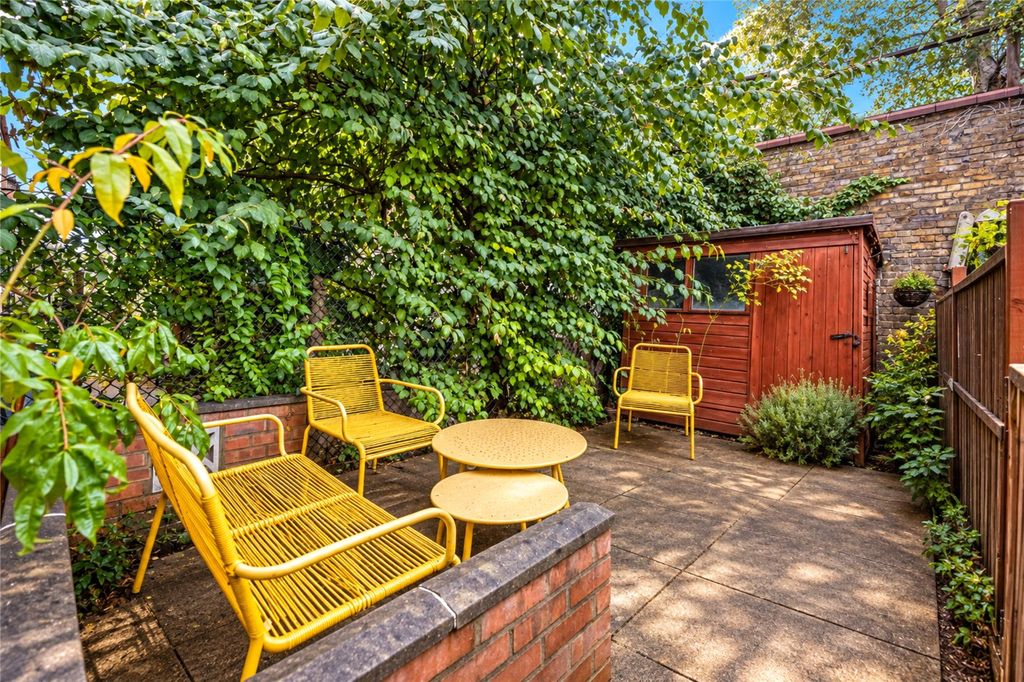 Property photo 2 of 13 Picture No. 22