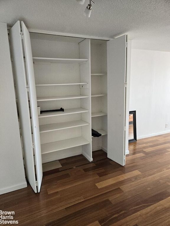 Property photo 2 of 18 <Alttext/>