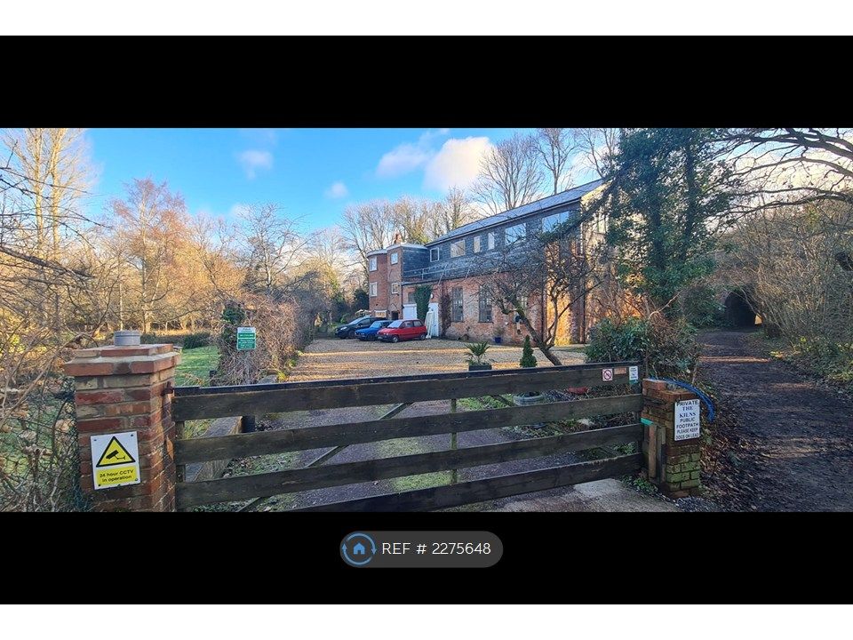 Property photo 1 of 15 Main Gate