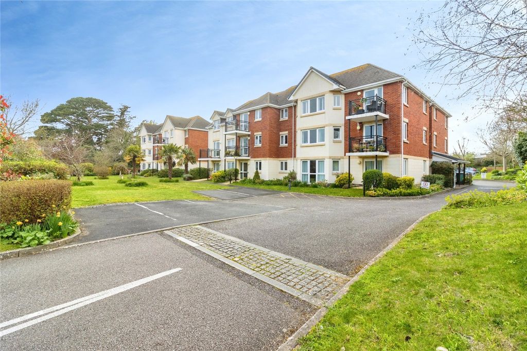 Property photo 1 of 9 General View