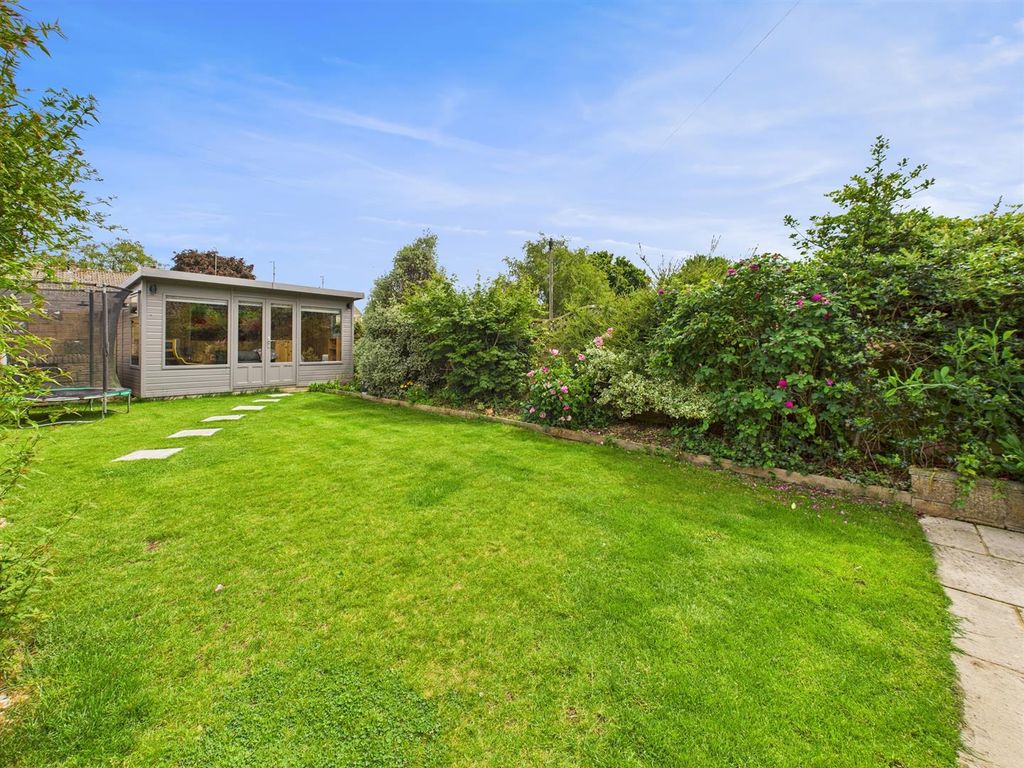 Property photo 2 of 19 Rear Garden