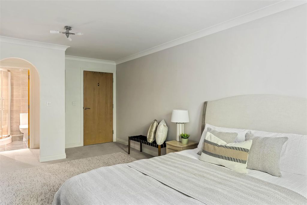 Additional image 14 of 2 bed flat for saleBellingham Drive, Reigate RH2