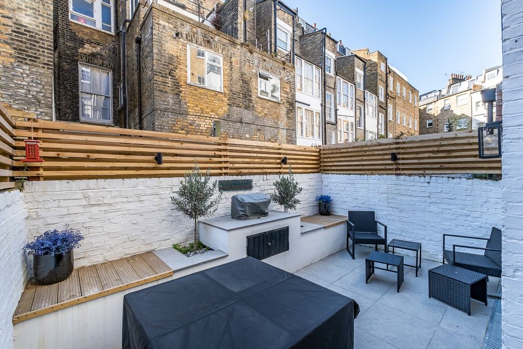 Property photo 3 of 20 Cambridge-Street-14