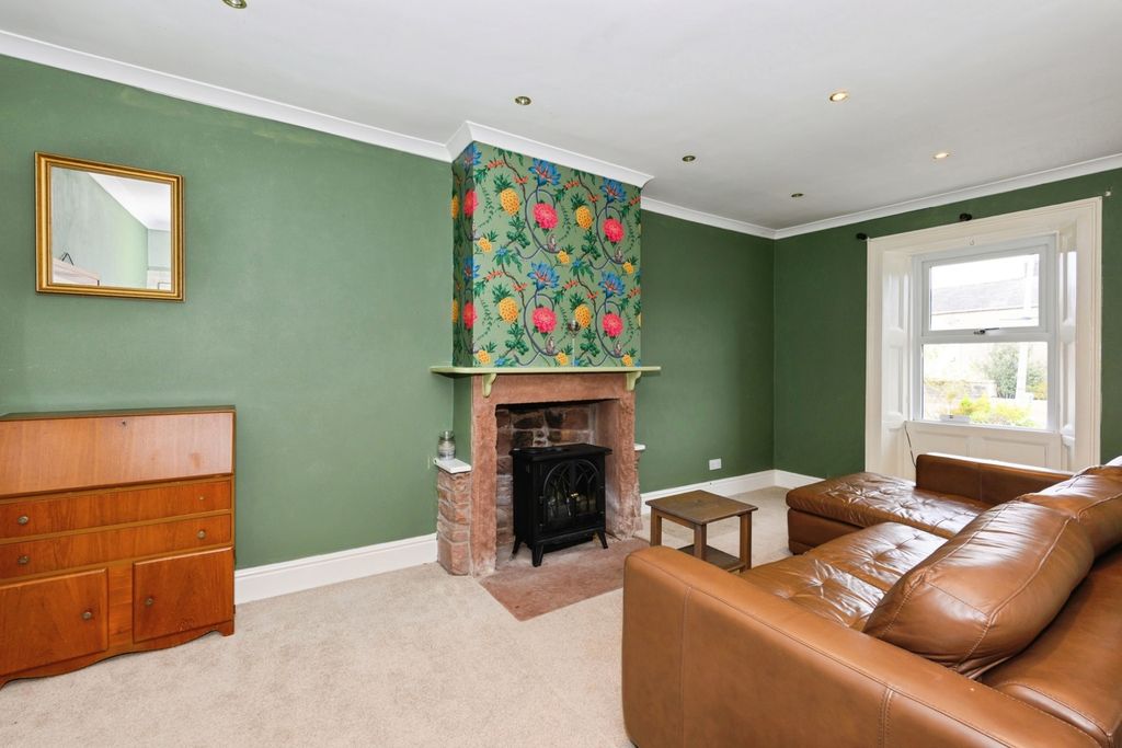 Property photo 3 of 10 Living Room