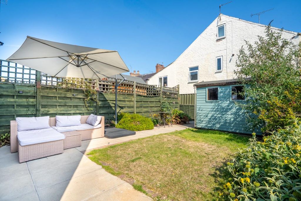 Property photo 3 of 11 Garden