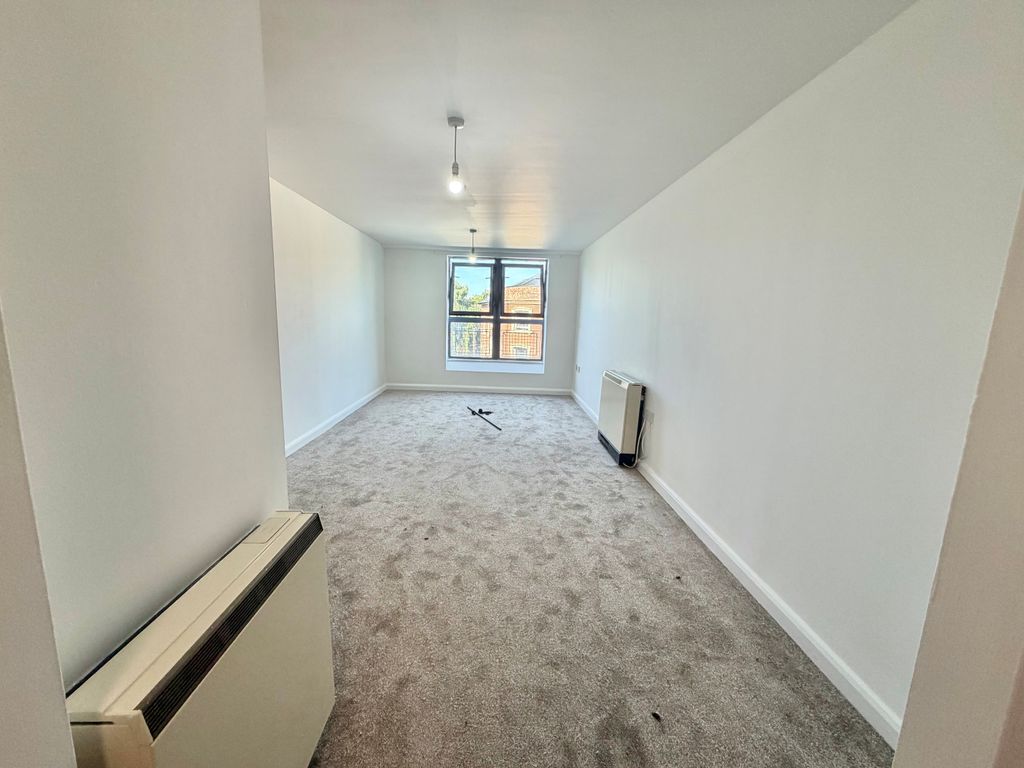 Property photo 2 of 7 Image