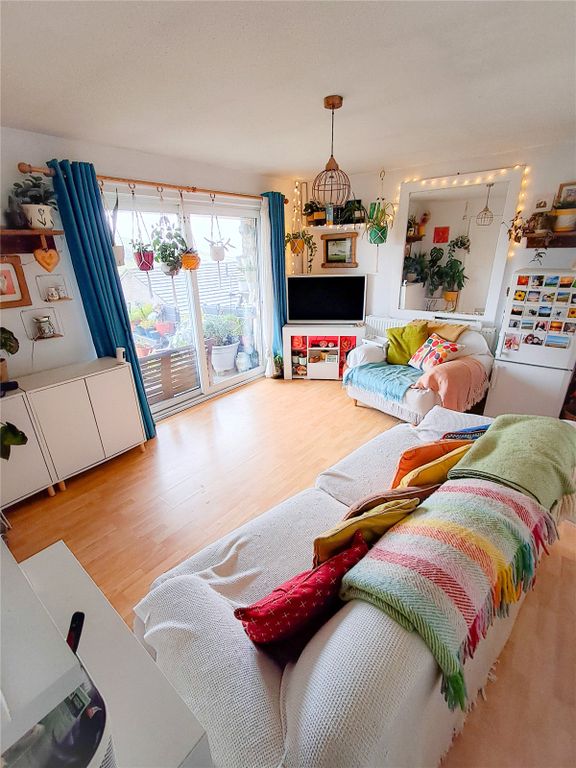 Property photo 2 of 13 Picture No. 06