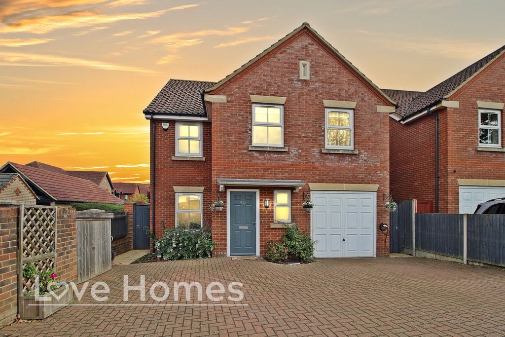 Property photo 1 of 16 4336841