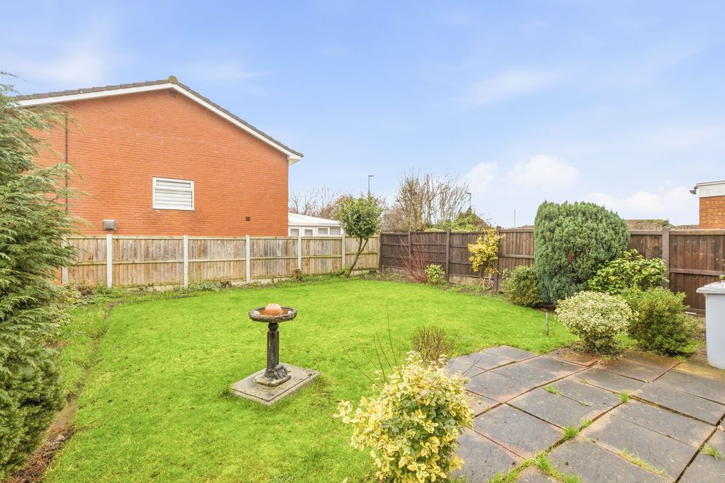 Property photo 2 of 18