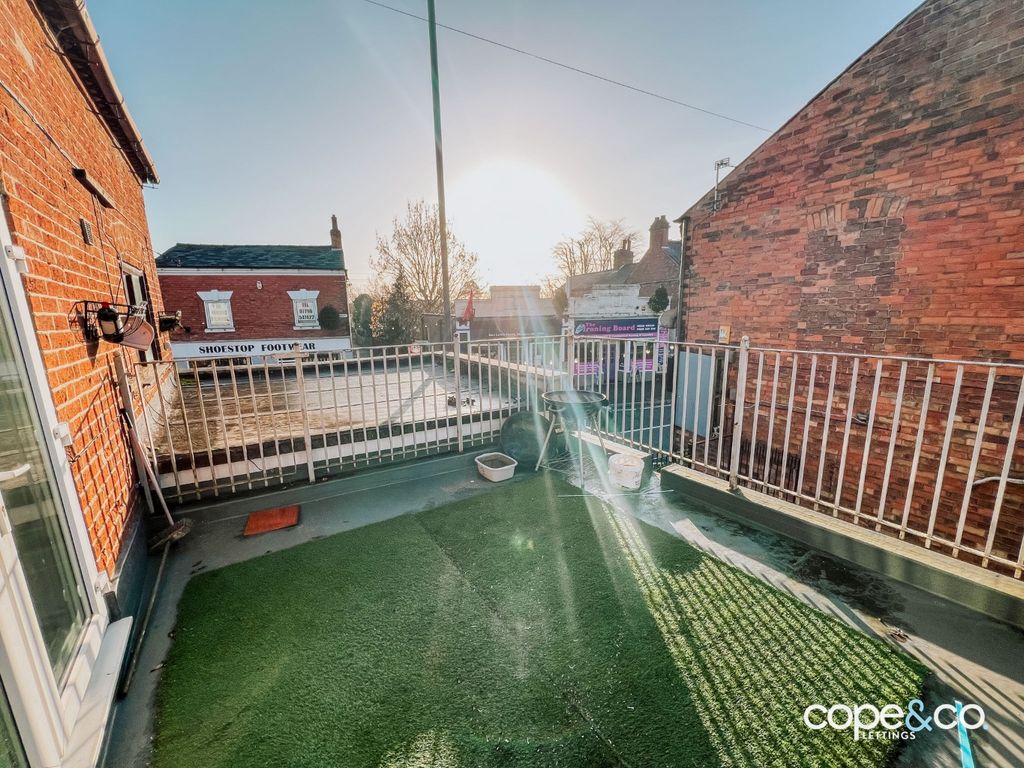 Property photo 1 of 11 3810060