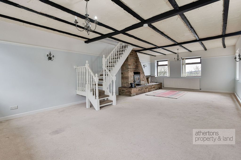 Property photo 3 of 23