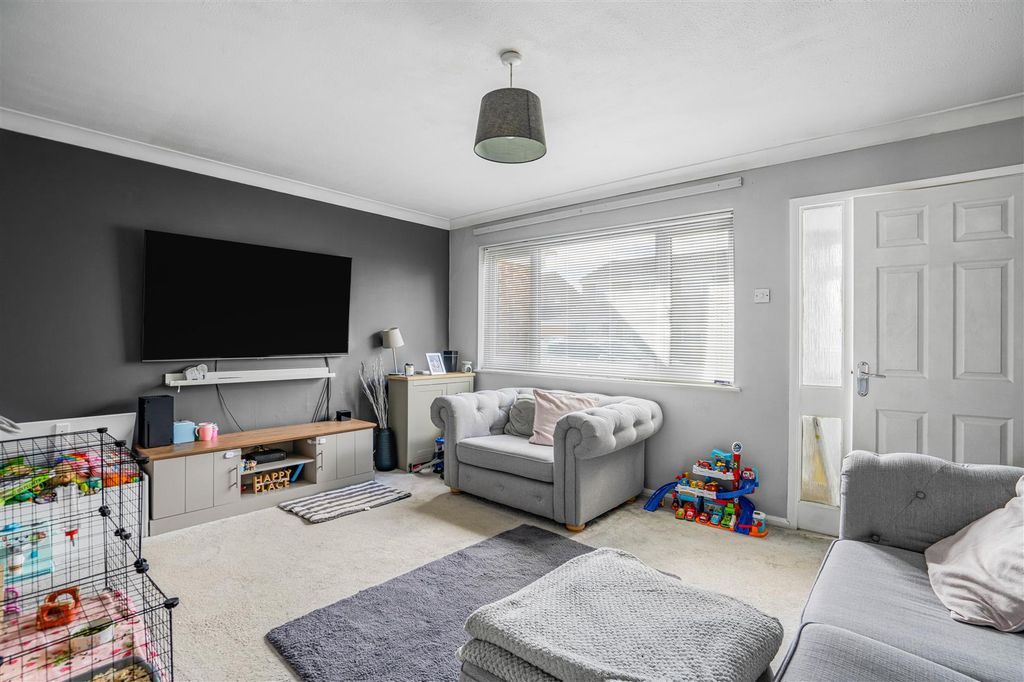 Property photo 3 of 12 13_77086.Jpg