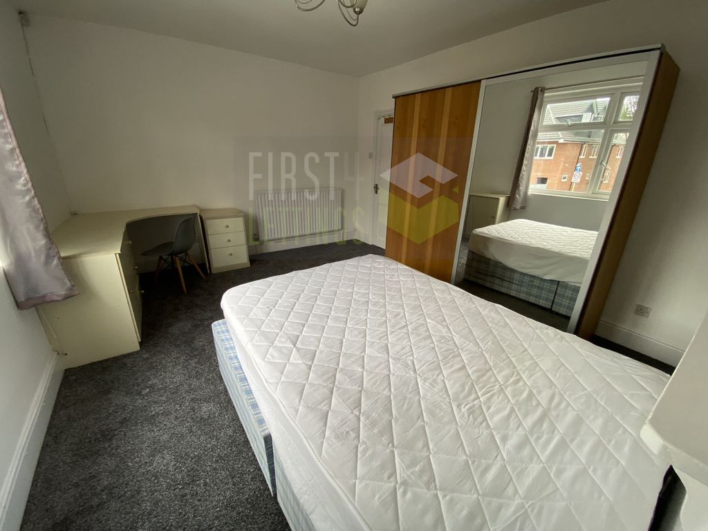 Property photo 3 of 19 Photo 3