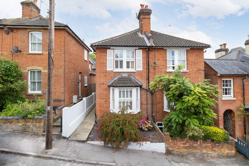 Property photo 1 of 31