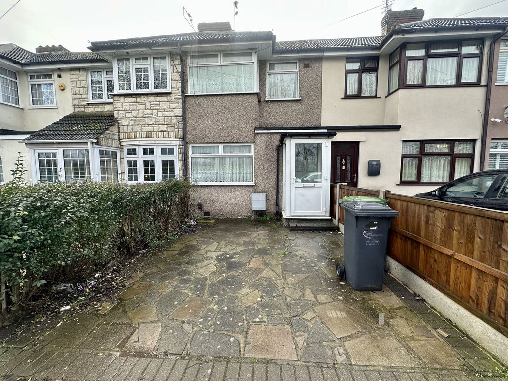 Property photo 1 of 9