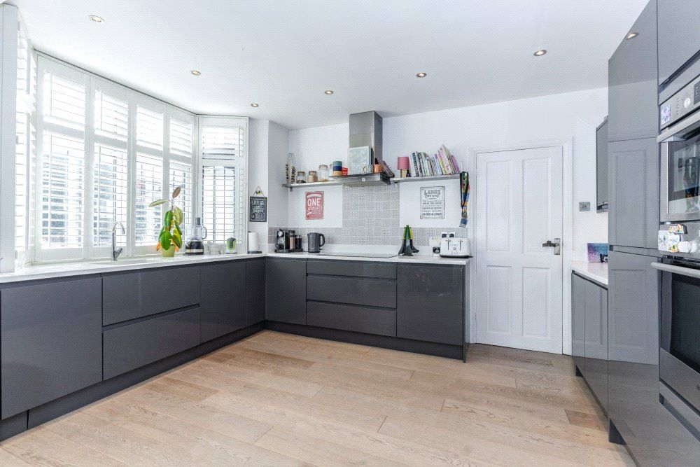 Property photo 3 of 24 Picture No. 19