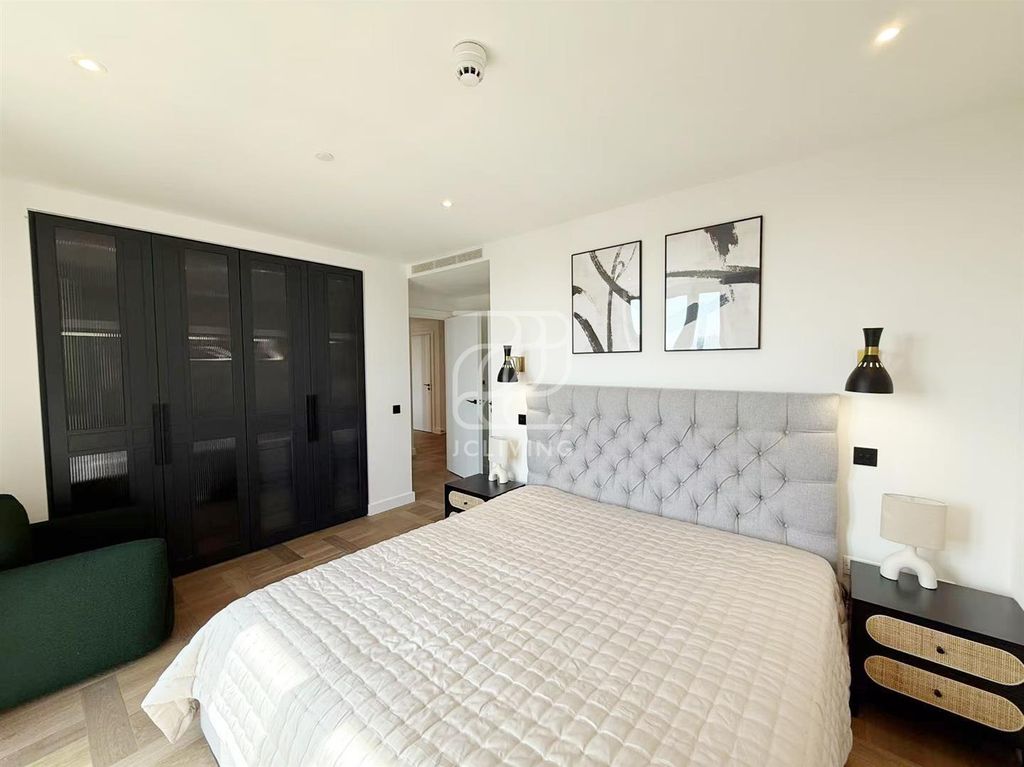 Property photo 3 of 11 ????_20250812104049_429.Jpg