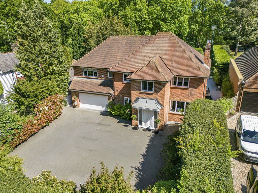 Property photo 2 of 40 Picture No. 53