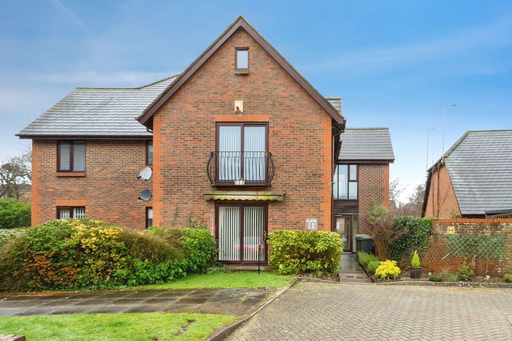 Property photo 1 of 11 Pbox-Img.Jpg