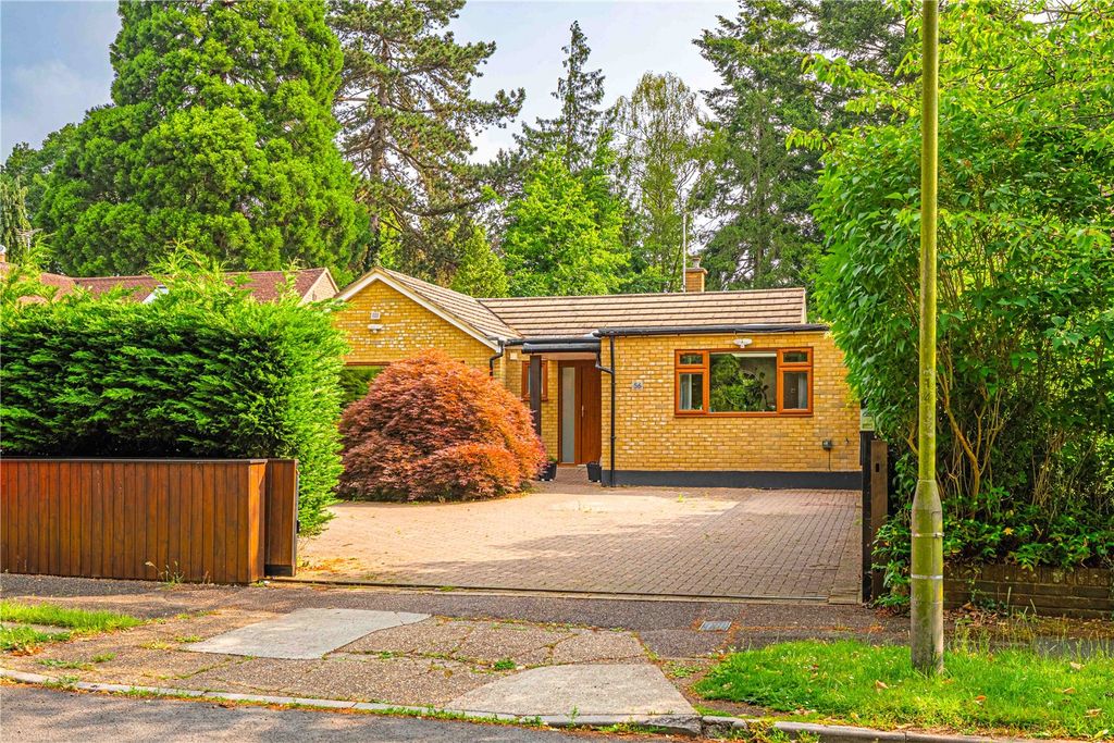 Property photo 2 of 18 Picture No. 29