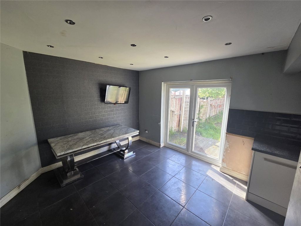 Property photo 3 of 13 Picture No. 07
