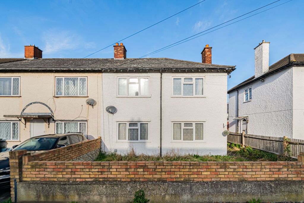 Property photo 2 of 19