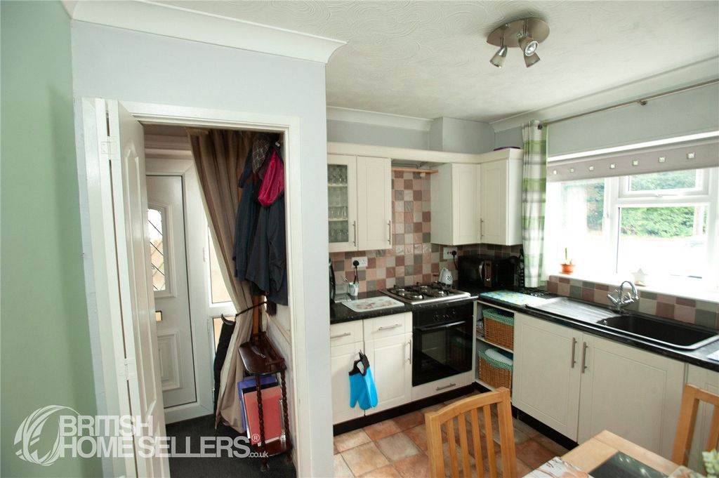 Property photo 3 of 18 3