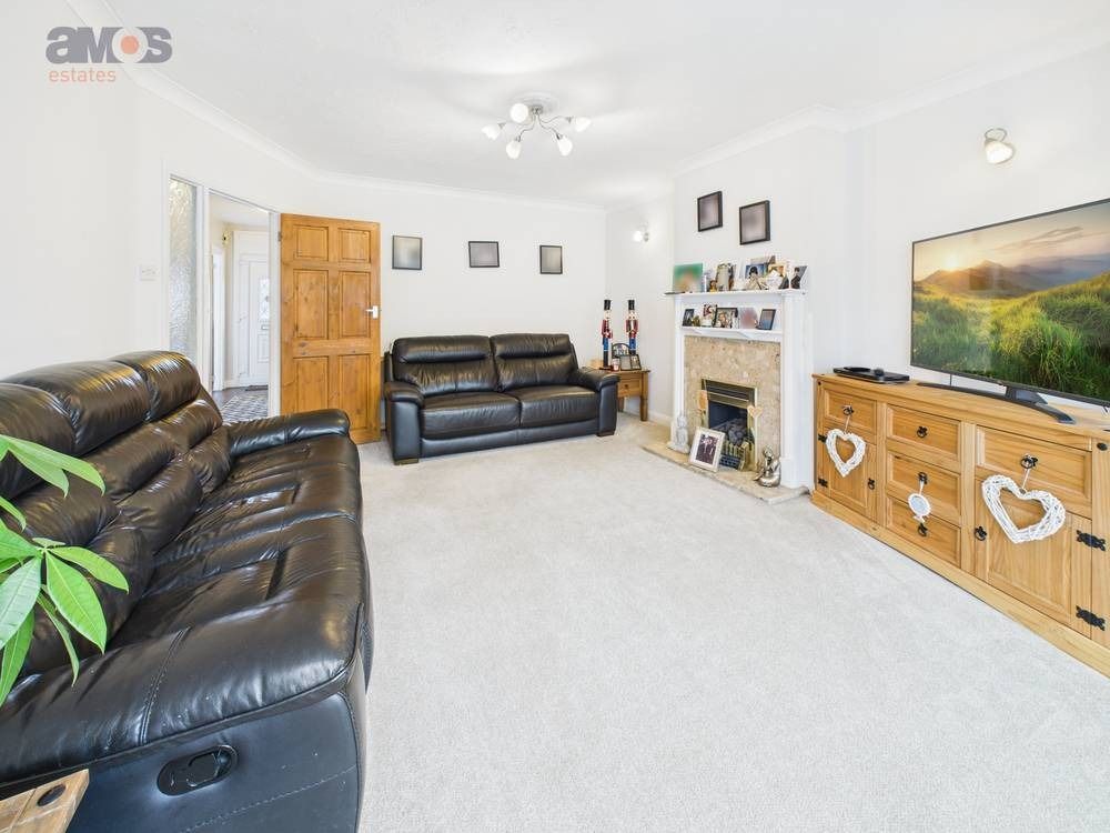 Property photo 2 of 22 4566332