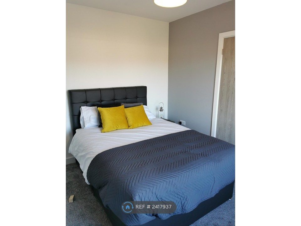 Property photo 2 of 7 Bedroom