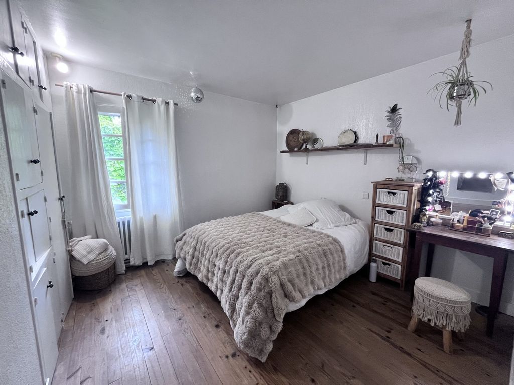 Property photo 3 of 22
