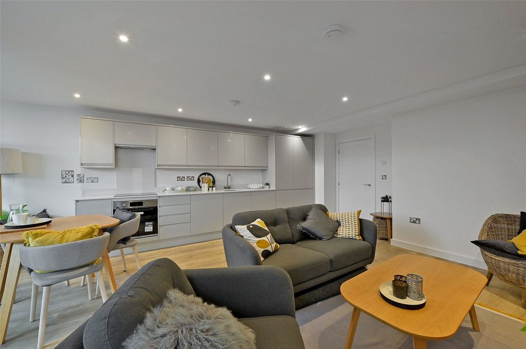 Property photo 3 of 10 Reception Room