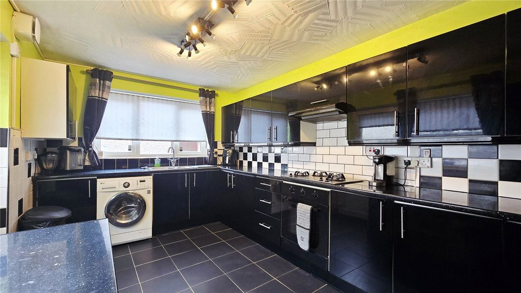 Property photo 3 of 16 Picture No. 16