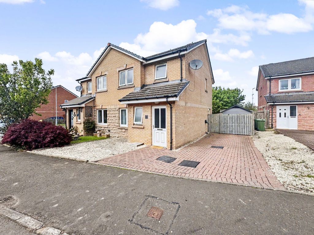 Property photo 1 of 18 Rear Garden